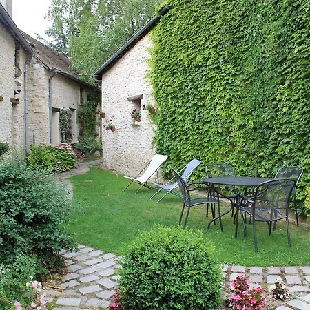 Les Granges Menillonnes 2*